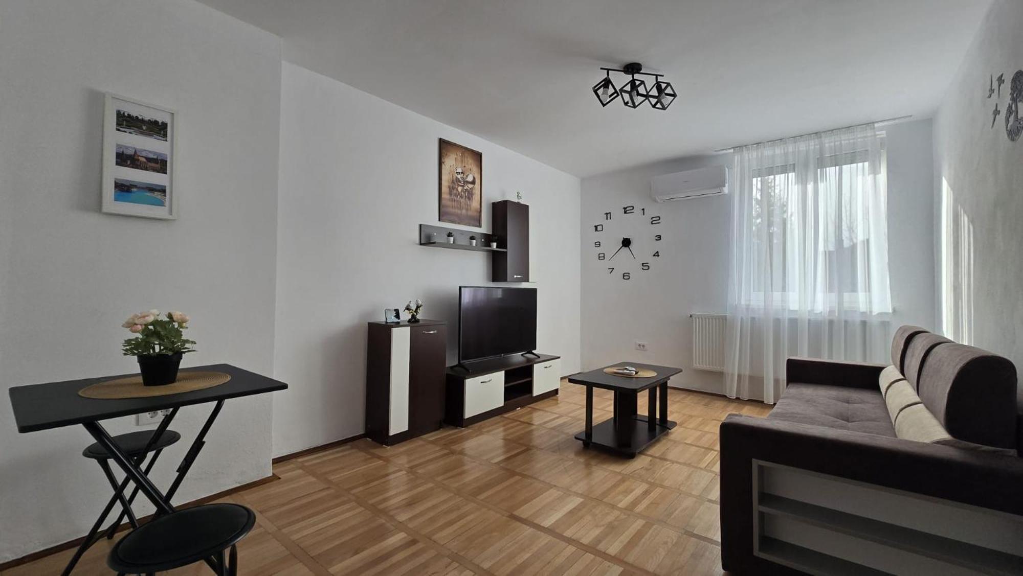 Apartament Confort Hd Hunedoara Exterior photo
